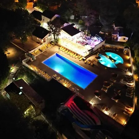 Parc Bellevue - Maeva 营地 4*